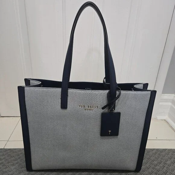 Ted Baker Tote - Picture 4 of 7